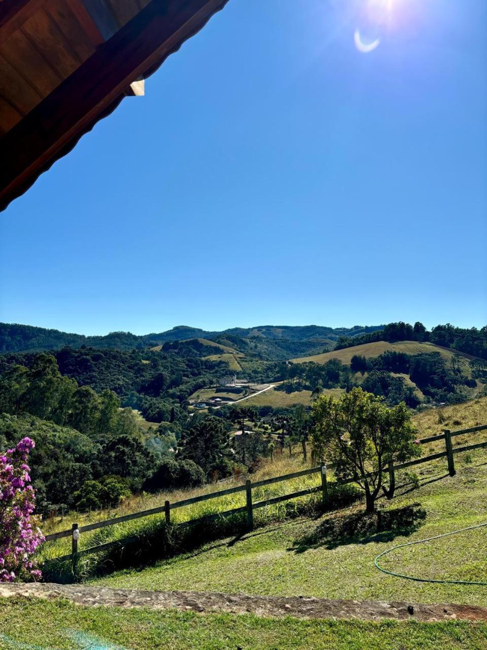 Pousada Vista Do Paraiso Монти-Верди Экстерьер фото